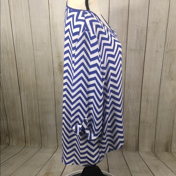 Kiara Chevron Blue & White Sheer Blouse Size XL - Picture 2 of 7